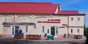 Dr. Fejes Andras Sport- es Rendezvenycsarnok (Gyongyos) 1